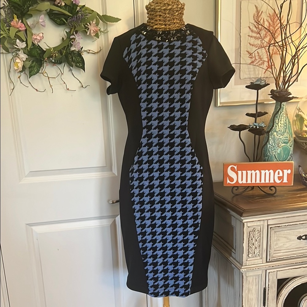 Elegant Black and Blue Houndstooth Dress